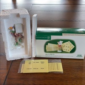 Department 56 - Hear Ye, Hear Ye